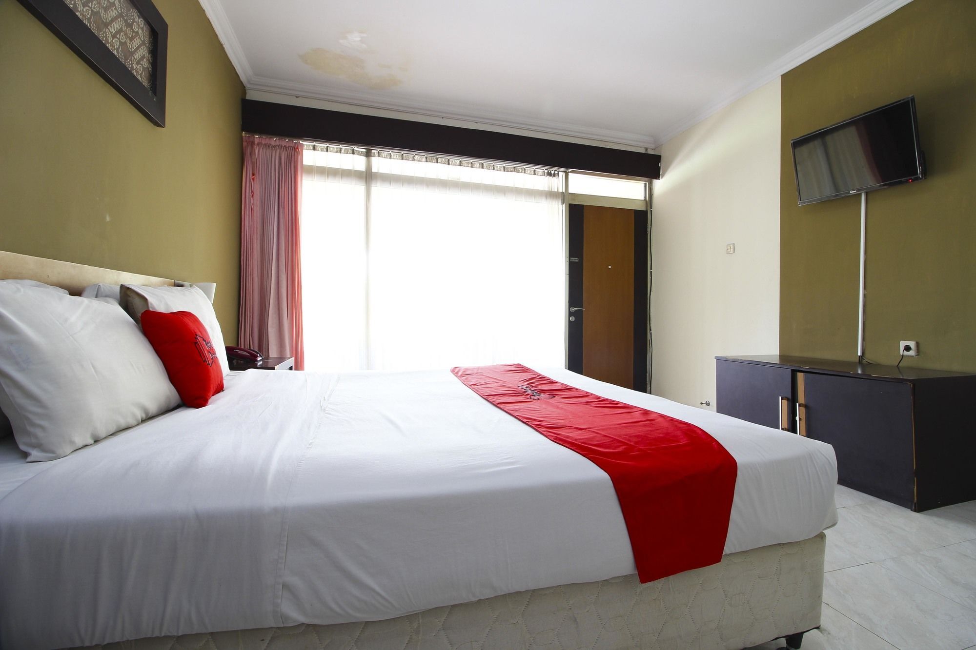 Reddoorz @ Solo Street Hotell Maguwo Eksteriør bilde